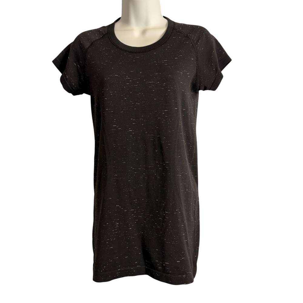 Lululemon Swiftly Short Sleeve Size 6